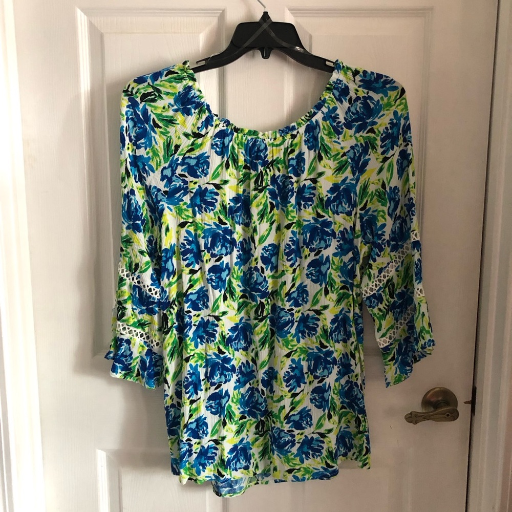 IN Studio floral blouse pleated fabric elastic neckline lace trim bell sleeves - Picture 4 of 9